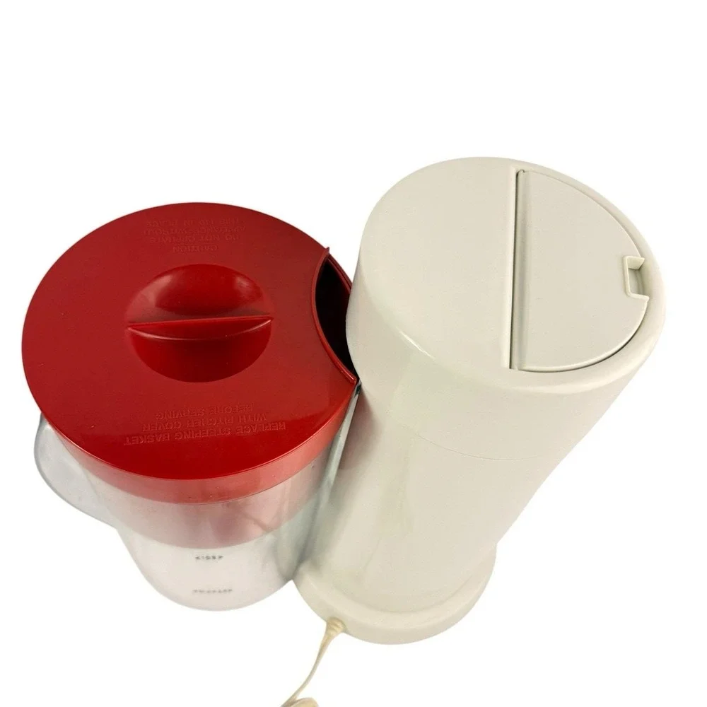 Vintage Mr. Coffee The Iced Tea Pot Maker Model TM1 White Red 2 Quart Pitcher